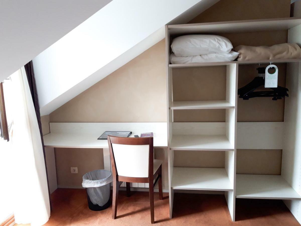 Hotel Alicia Auray Le Bono 외부 사진